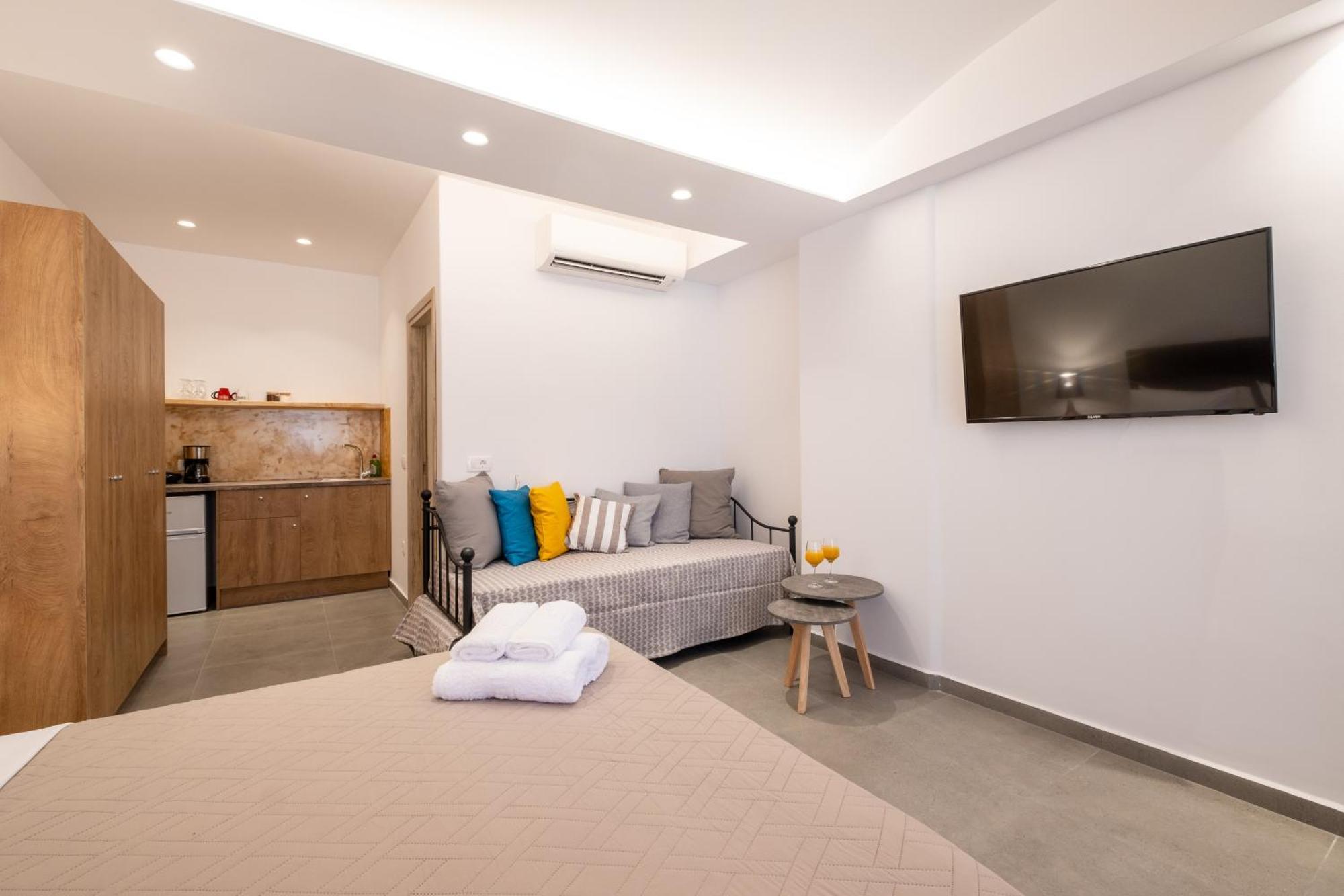Sand Gem - Beach Apartments เปริโวลอส ภายนอก รูปภาพ